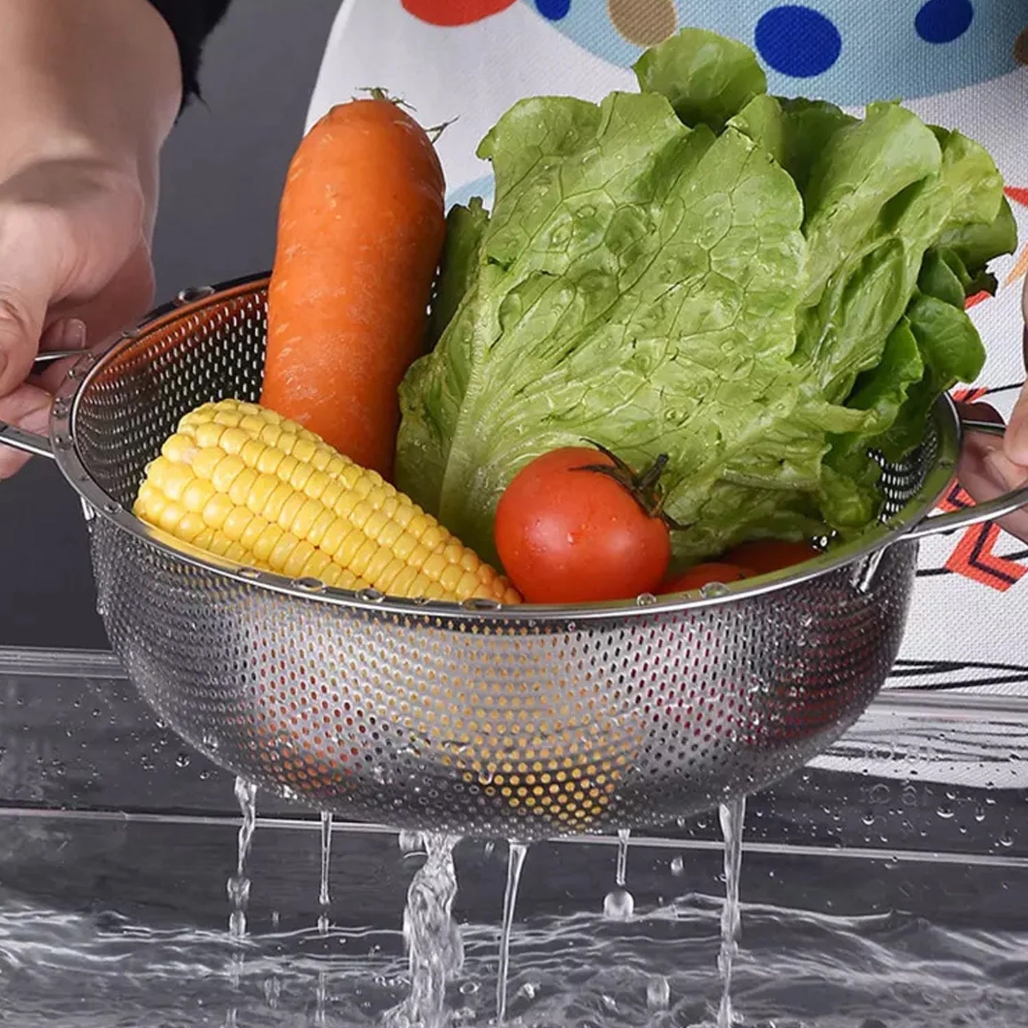5754 Stainless Steel Colander with Handle, Large Metal Mesh Basket Strainer for Pasta, Spaghetti, Berry, Veggies, Fruits, Kitchen Food Colander, Dishwasher Safe (1 pc / 25.5 cm) 5754 Stainless Steel Colander with Handle, Large Metal Mesh Basket Strainer for Pasta, Spaghetti, Berry, Veggies, Fruits, Kitchen Food Colander, Dishwasher Safe (1 pc / 25.5 cm)